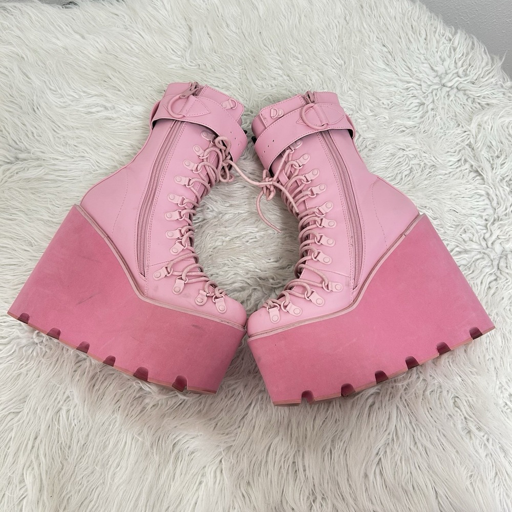Dolls Kill Sugar Thrillz Bubblegum Traitor Platform Boots Pastel Goth Rave Sz 8 - Picture 5 of 11